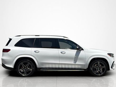 Used 2026 Mercedes-Benz GLS 450 4MATIC image 6