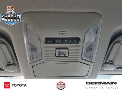 Used 2025 Toyota RAV4 XLE FWD image 34