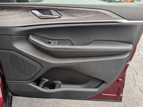 New 2026 Jeep Grand Cherokee Laredo image 34