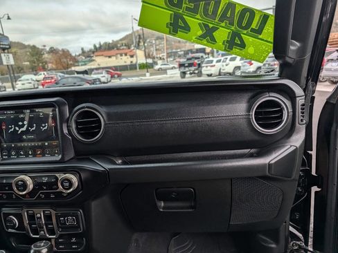 Used 2020 Jeep Gladiator Overland image 19