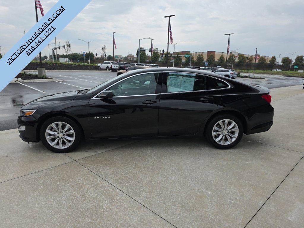 Used 2024 Chevrolet Malibu LT FWD image 2