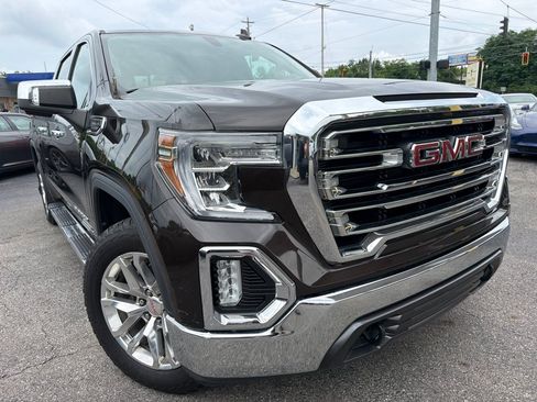 Used 2019 GMC Sierra 1500 SLT w/ SLT Premium Package AWD/4WD image 4