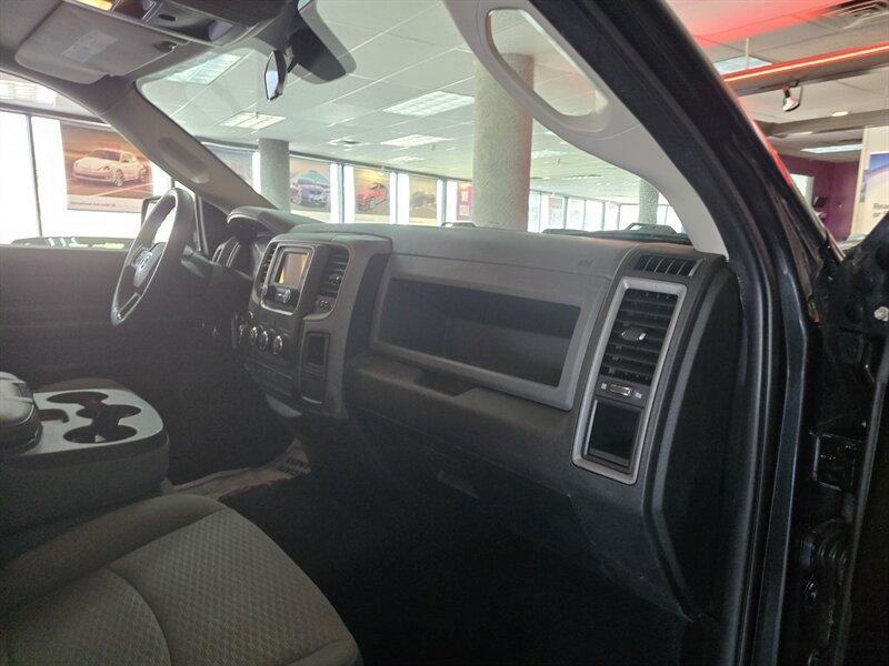 Used 2019 RAM 1500 Express w/ Express Value Package AWD/4WD image 14