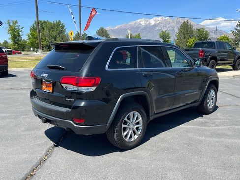 Used 2021 Jeep Grand Cherokee Laredo AWD/4WD image 8