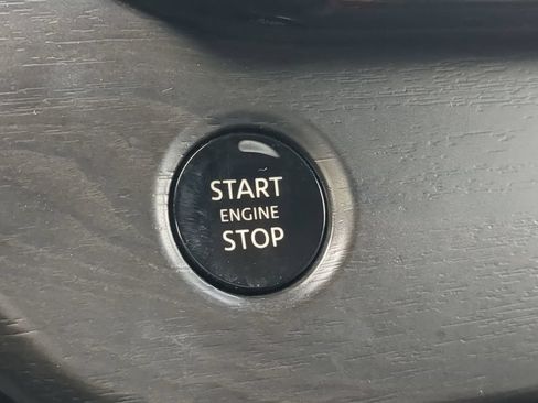 Certified 2025 Nissan Murano SL AWD/4WD image 26