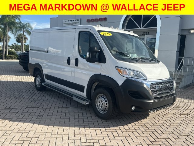 Used 2025 RAM ProMaster 2500 w/ U-Haul Equipment Group FWD image 4