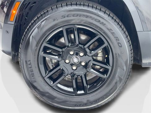 Used 2024 Land Rover Defender 90 S image 50