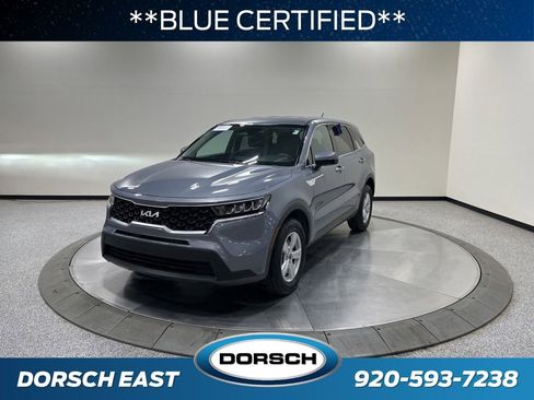 Certified 2022 Kia Sorento LX AWD/4WD image 1