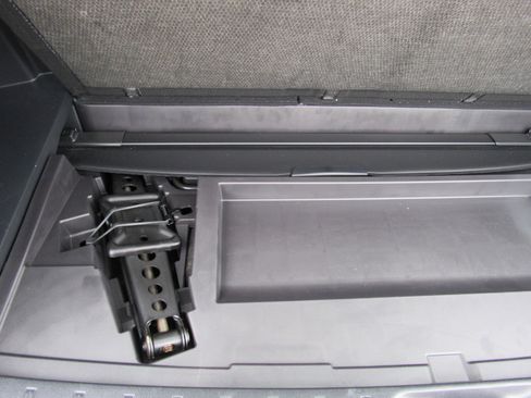 Used 2025 Toyota Grand Highlander AWD image 51