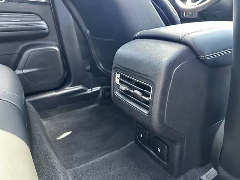 Certified 2024 Lincoln Corsair AWD w/ Equipment Group 101A image 40