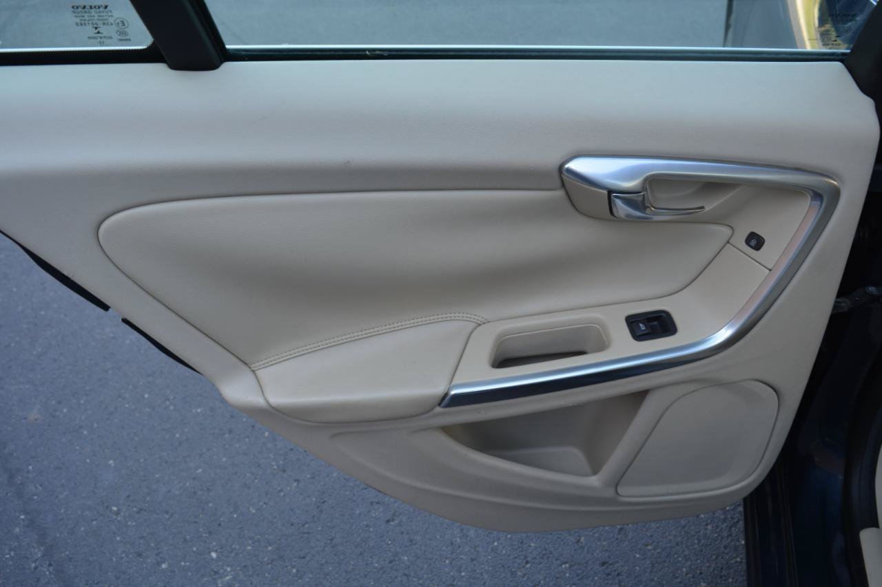 Used 2015 Volvo S60 T5 Premier FWD image 12