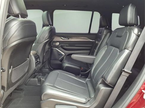 Used 2023 Jeep Grand Cherokee L Overland AWD/4WD image 19