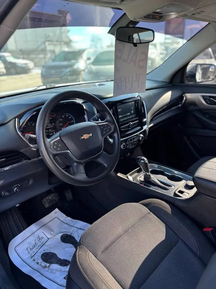 Used 2019 Chevrolet Traverse LS AWD/4WD image 19