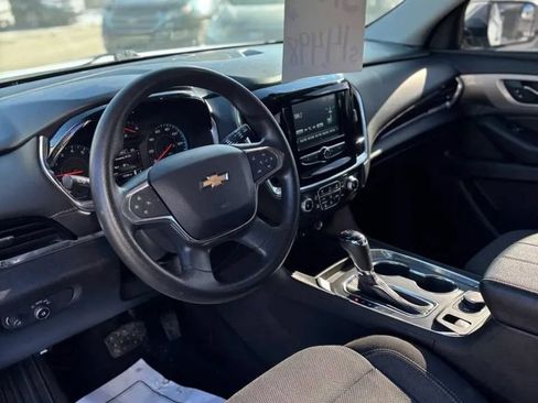 Used 2019 Chevrolet Traverse LS AWD/4WD image 19
