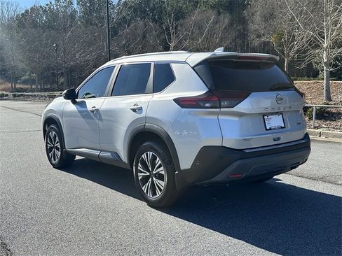 Certified 2023 Nissan Rogue SV w/ SV Premium B Package image 6