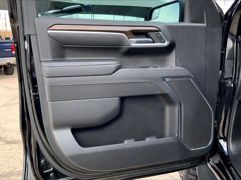 Used 2023 Chevrolet Silverado 1500 RST image 21