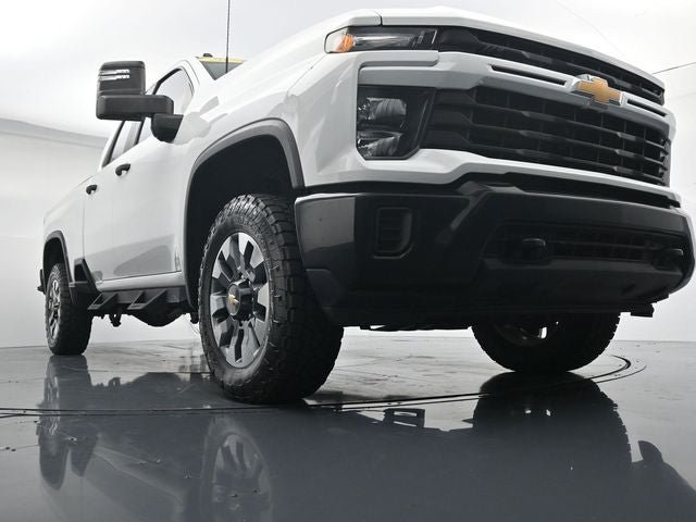 Used 2024 Chevrolet Silverado 2500 Custom w/ Custom Value Package AWD/4WD image 32