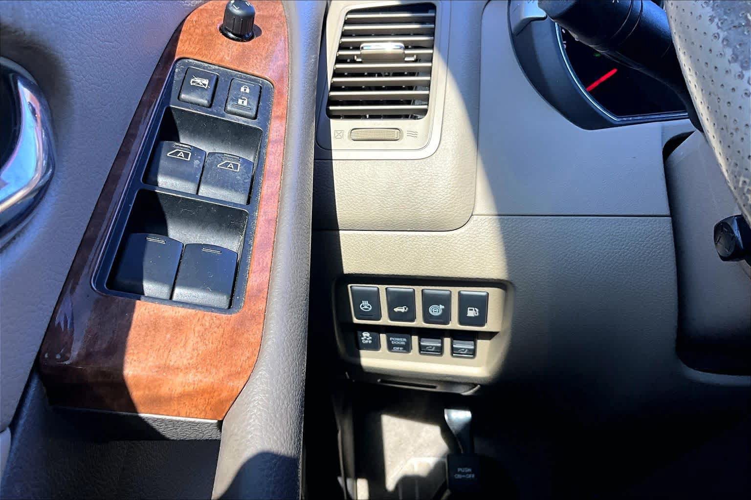 Used 2013 Nissan Murano LE w/ Platinum Pkg FWD image 27