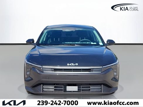 New 2026 Kia K4 FWD image 2