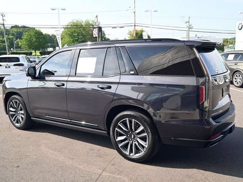 Used 2022 Cadillac Escalade Sport w/ Touring Package AWD/4WD image 15