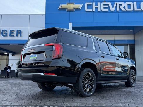 New 2026 GMC Yukon XL Elevation w/ Elevation Premium Package image 15