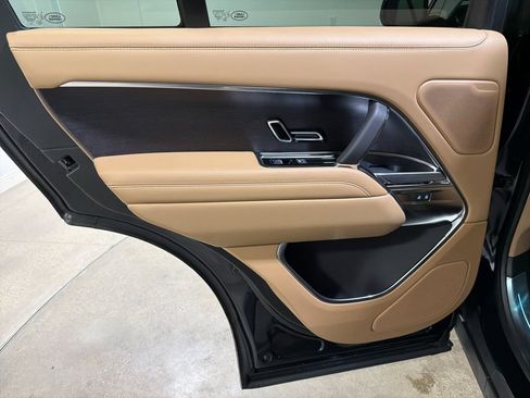 New 2026 Land Rover Range Rover SE AWD/4WD image 19