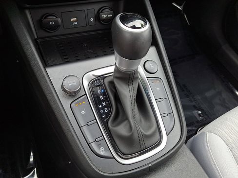 Certified 2023 Hyundai Kona SEL w/ Convenience Package image 15