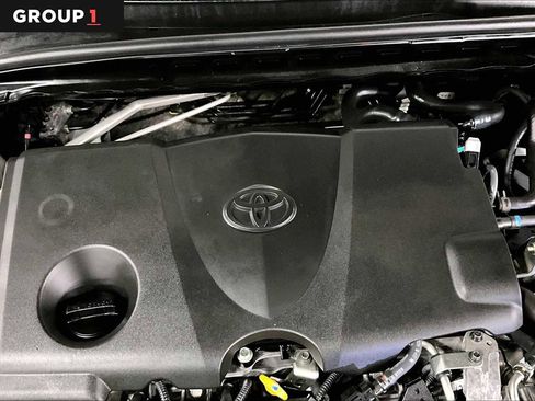 Certified 2019 Toyota Camry SE image 32