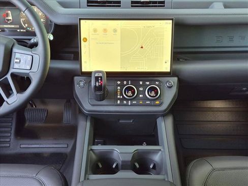 New 2026 Land Rover Defender 130 X-Dynamic SE AWD/4WD image 11