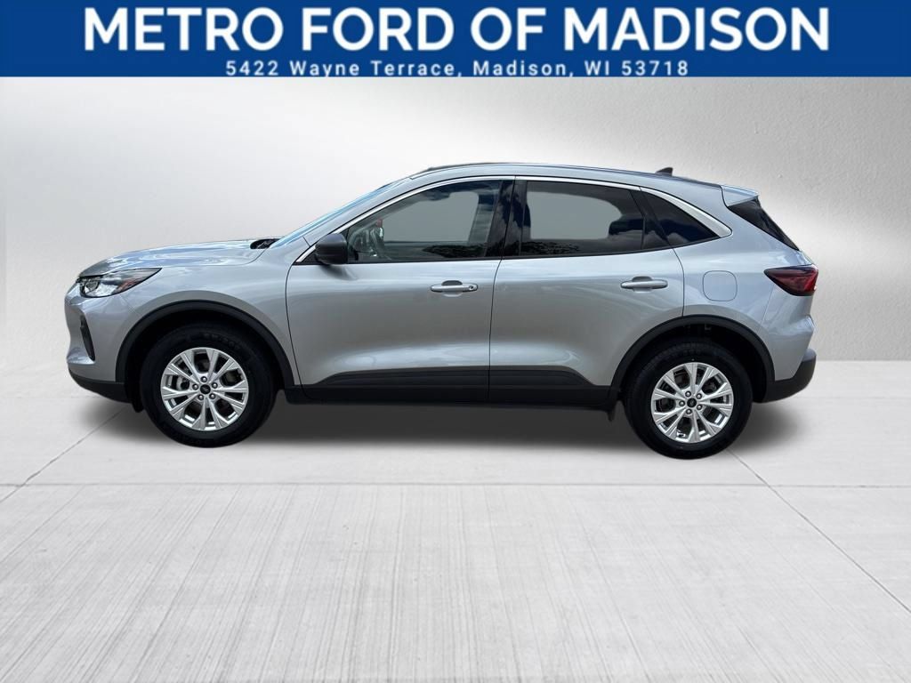 Used 2024 Ford Escape Active AWD/4WD image 5