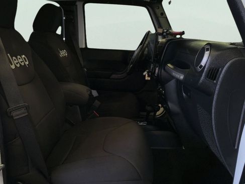 Used 2017 Jeep Wrangler Unlimited Sport w/ Quick Order Package 24S AWD/4WD image 21