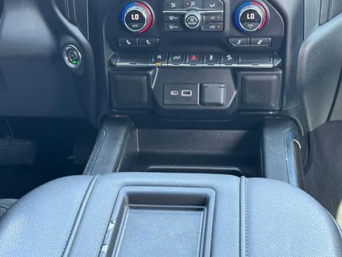 Used 2021 Chevrolet Silverado 1500 LT Trail Boss AWD/4WD image 14