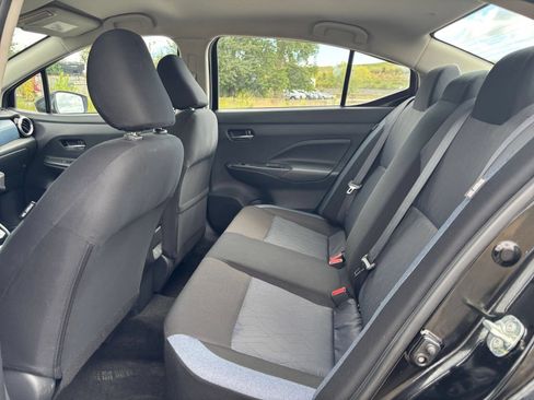 Used 2025 Nissan Versa SV FWD image 20