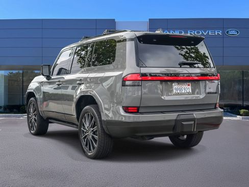 Used 2024 Lexus GX 550 w/ Accessory Package (Z1) AWD/4WD image 5