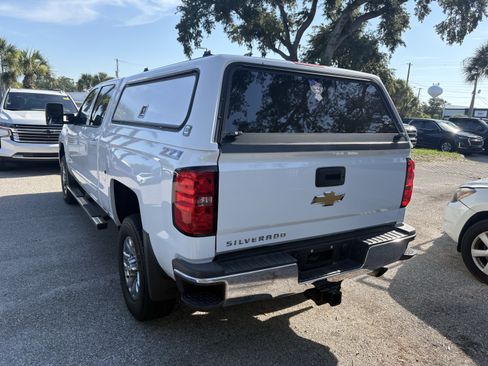 Used 2017 Chevrolet Silverado 2500 LT w/ LT Convenience Package AWD/4WD image 5