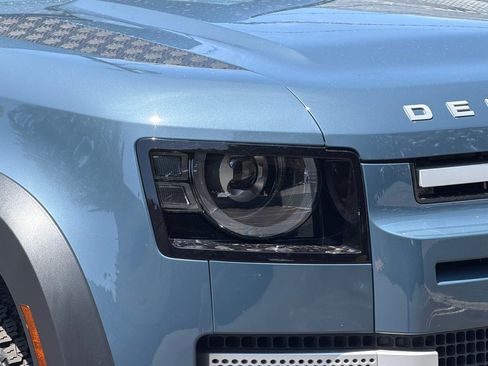 Used 2025 Land Rover Defender 110 S AWD/4WD image 12
