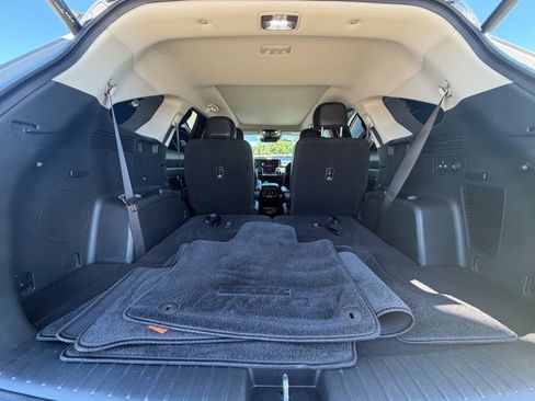 Used 2023 Kia Sorento SX AWD/4WD image 6