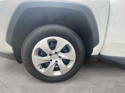 Used 2024 Toyota RAV4 LE AWD/4WD image 14