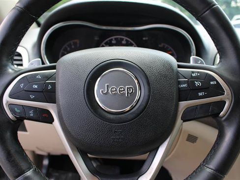 Used 2014 Jeep Grand Cherokee Laredo w/ Quick Order Package 23E AWD/4WD image 14