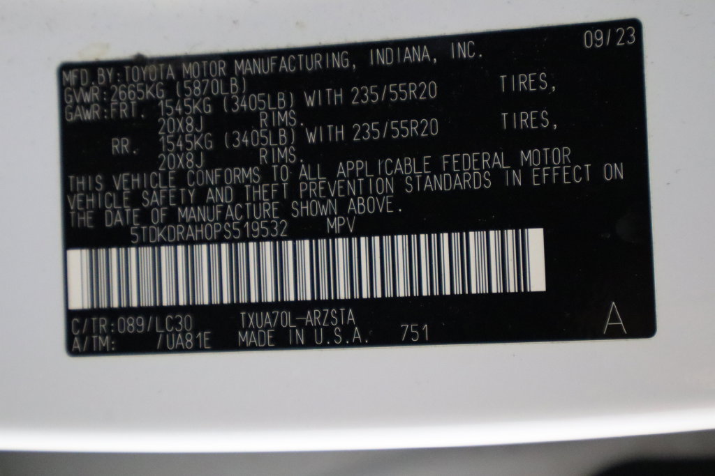 Used 2023 Toyota Highlander XSE FWD image 37