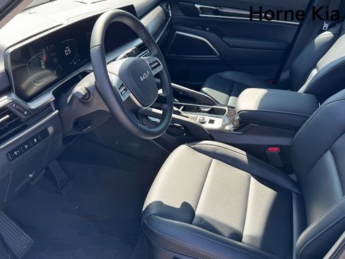 New 2025 Kia Telluride LX image 9
