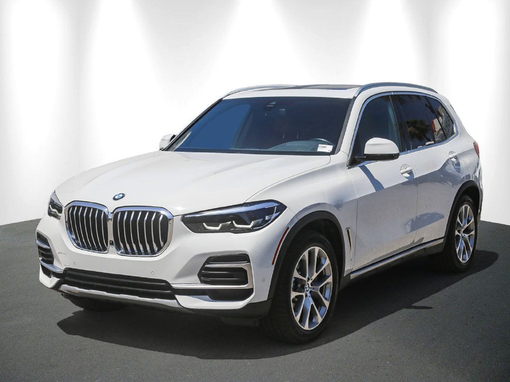 Used 2023 BMW X5 sDrive40i w/ Parking Assistance Package RWD image 3