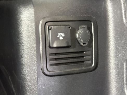 Certified 2024 Toyota 4Runner TRD Off-Road Premium AWD/4WD image 39
