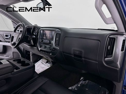 Used 2018 Chevrolet Silverado 1500 LT w/ All Star Edition image 33