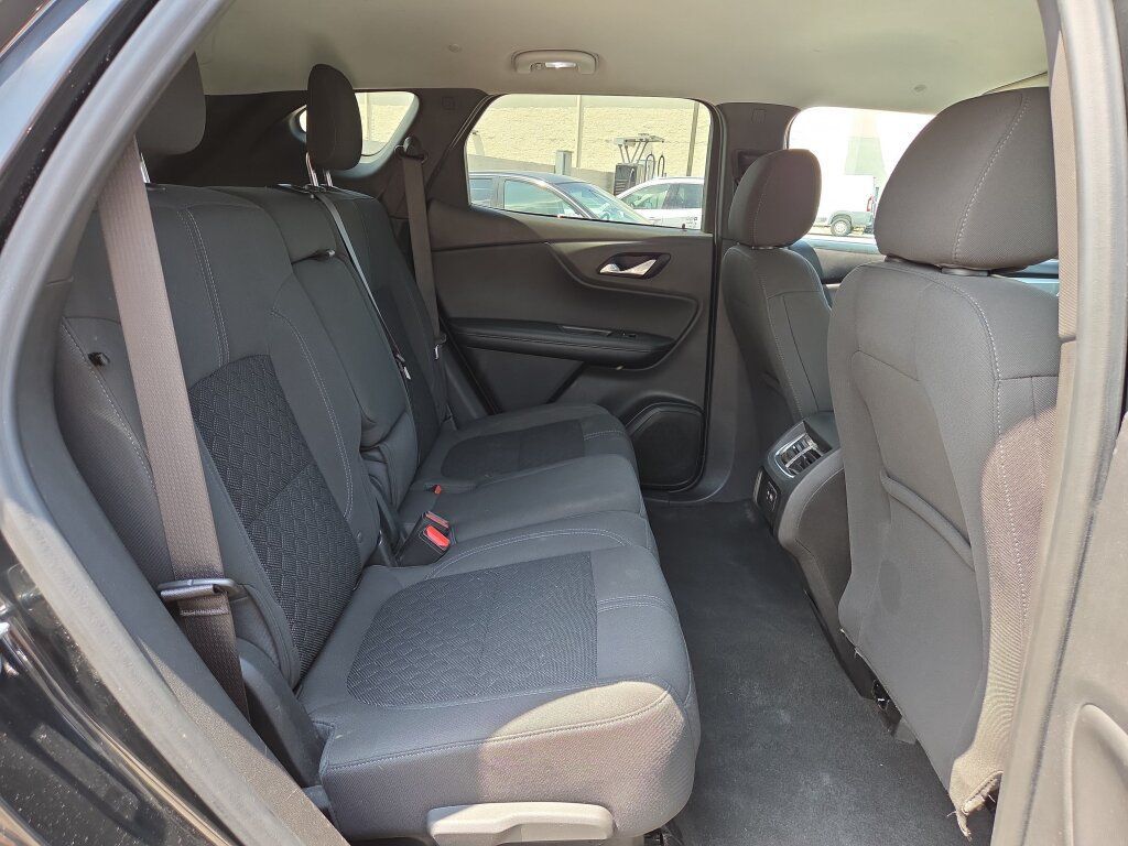 Used 2021 Chevrolet Blazer LT AWD/4WD image 14