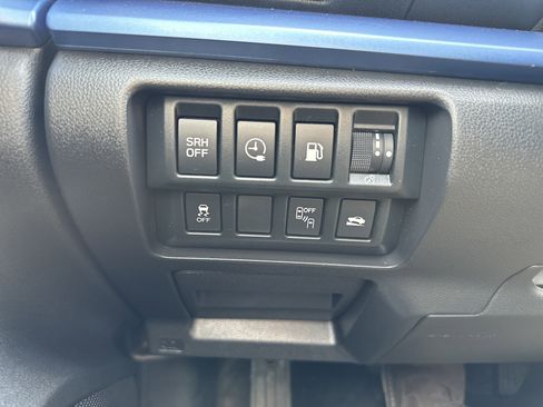 Used 2020 Subaru Crosstrek Hybrid image 29