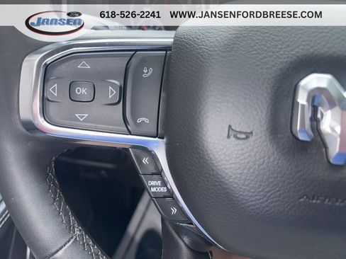 Used 2025 RAM 1500 Laramie AWD/4WD image 18
