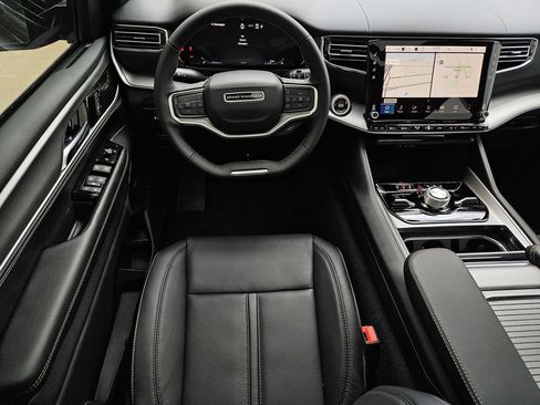 New 2026 Jeep Grand Wagoneer Limited AWD/4WD image 18