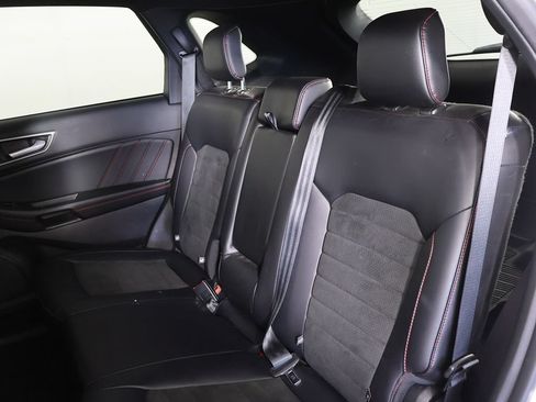 Used 2024 Ford Edge ST-Line AWD/4WD image 30