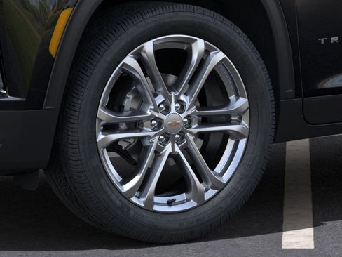 New 2025 Chevrolet Traverse LT image 9